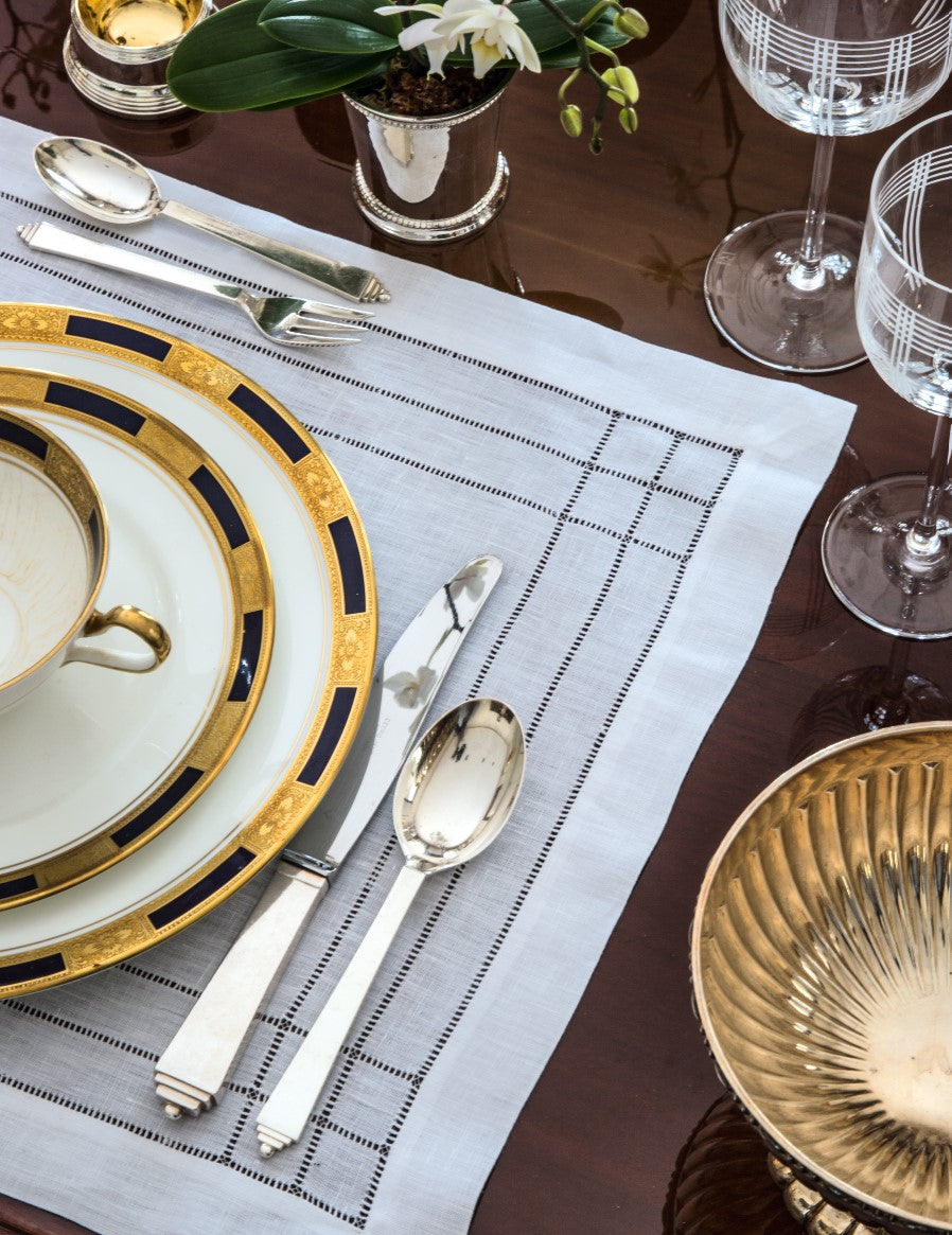 Belle de Jours Emb. Placemat/Napkin Sets