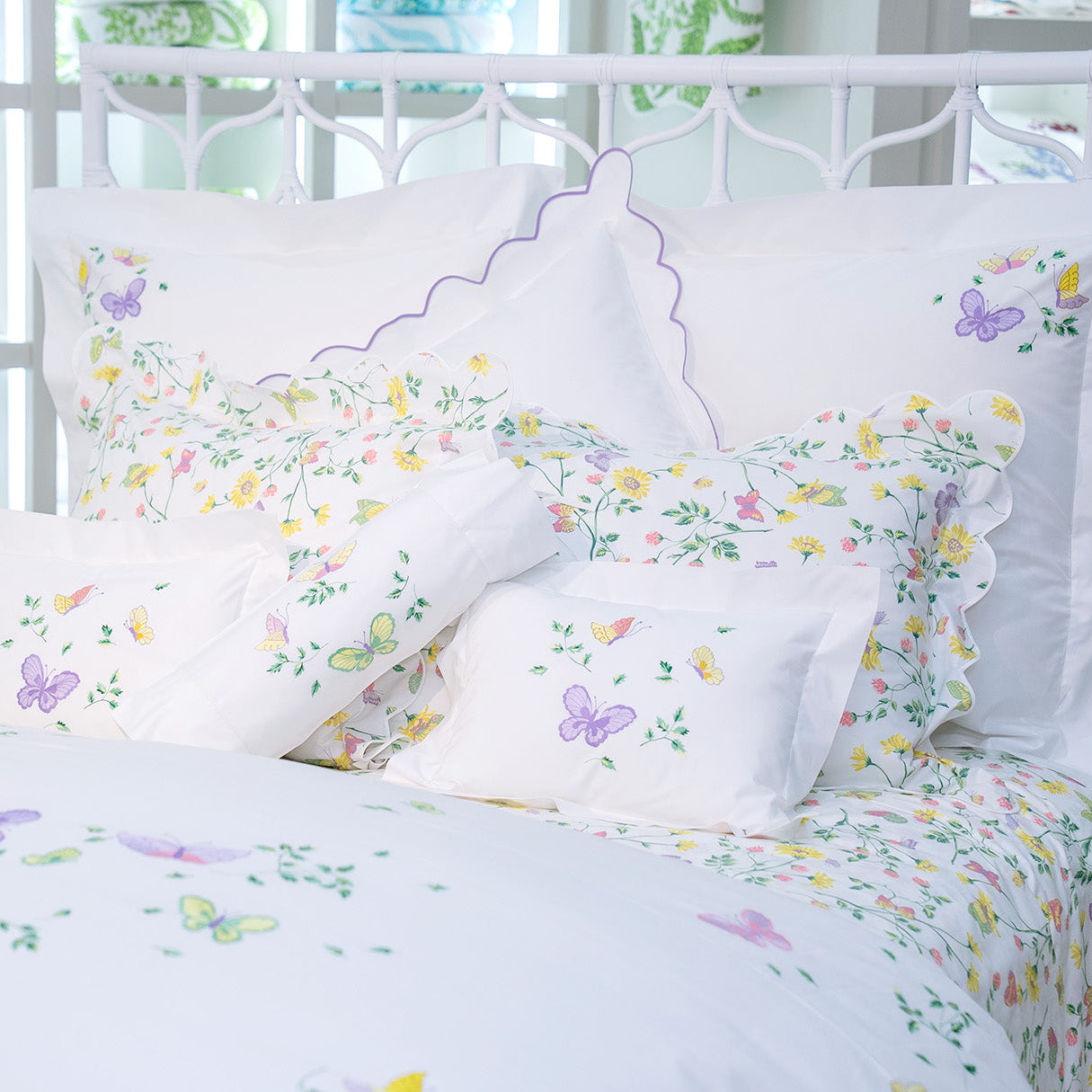 Fleurs et Papillons Emb. Bed Linens