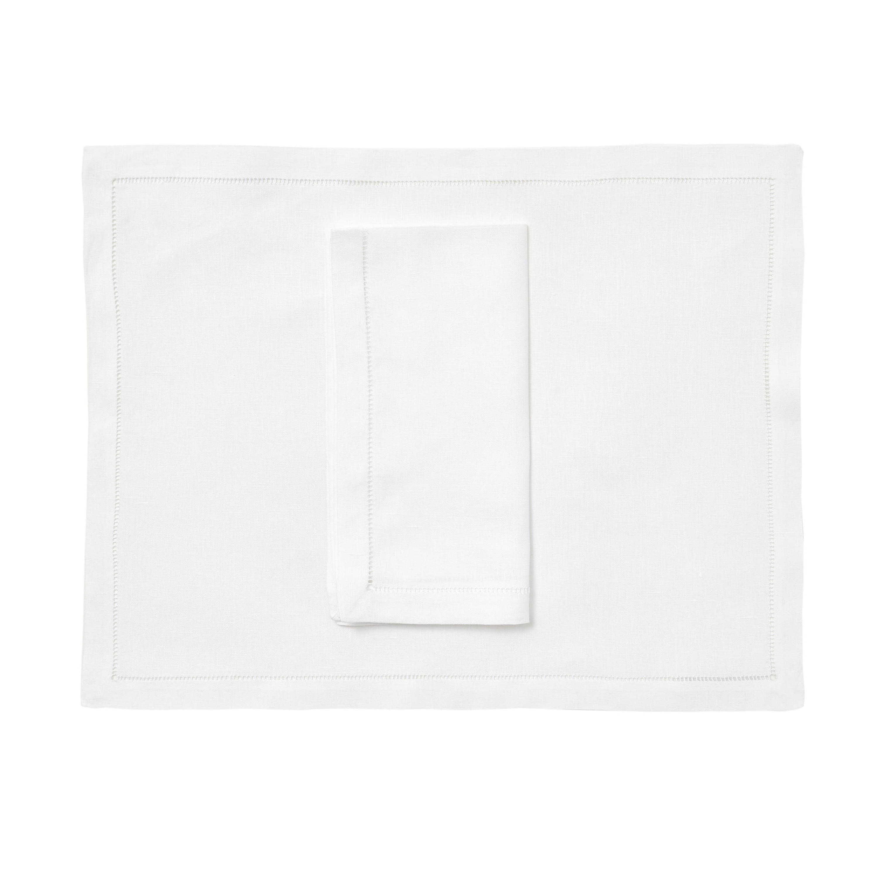 Jours Echelle White Emb. Placemat/Napkin Sets