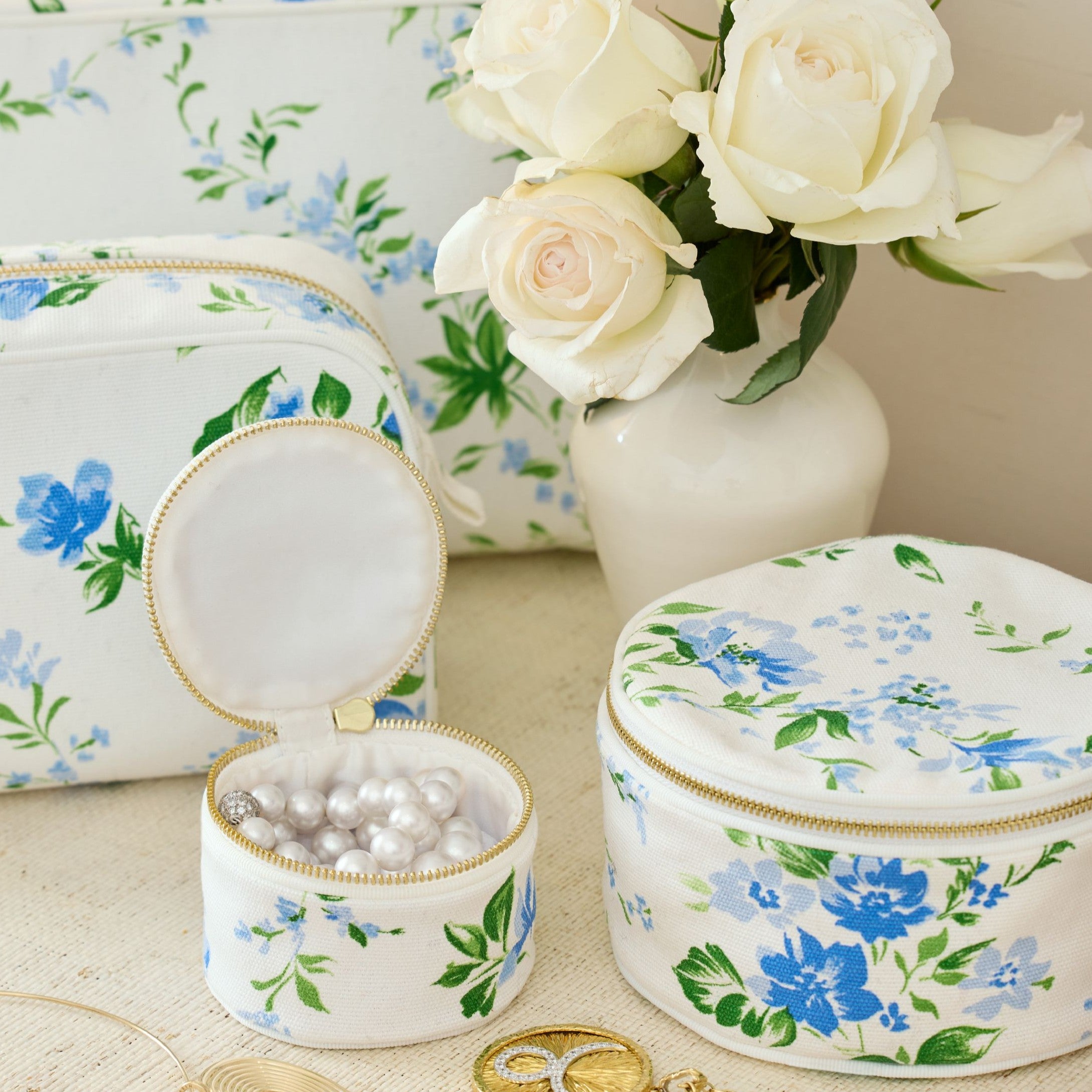 Jewelry bags with blue floral design