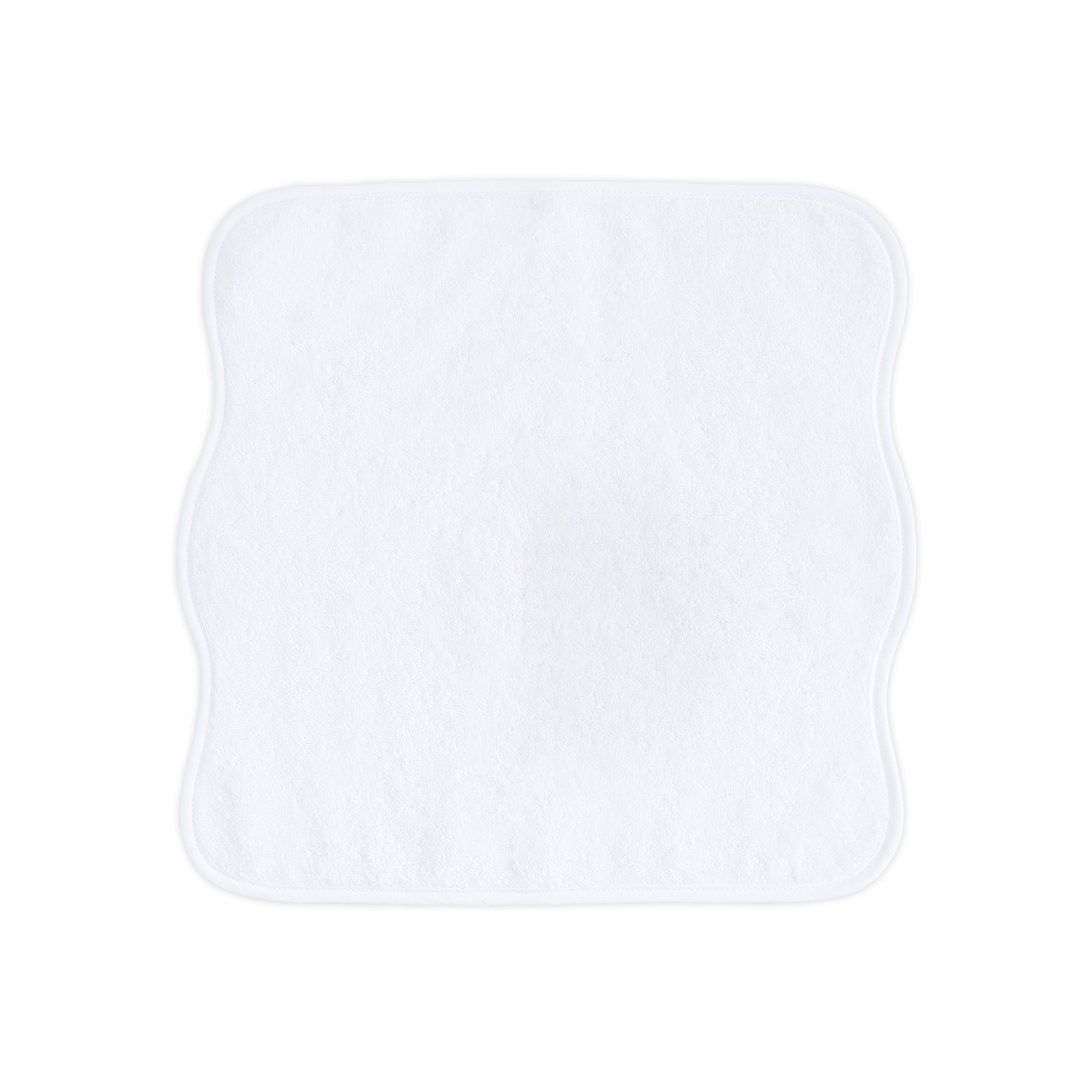 Solid White with Wavy White Towels
