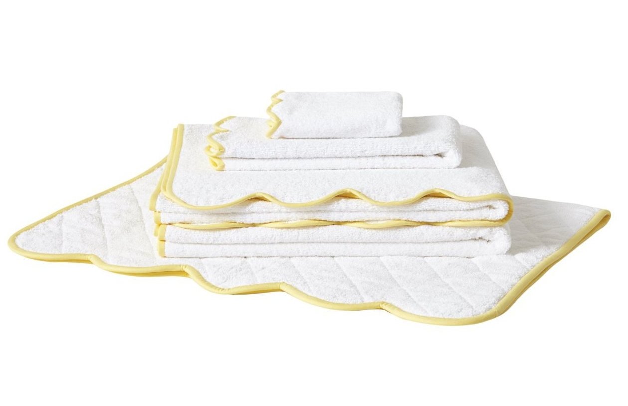 Solid White/Yellow Scalloped