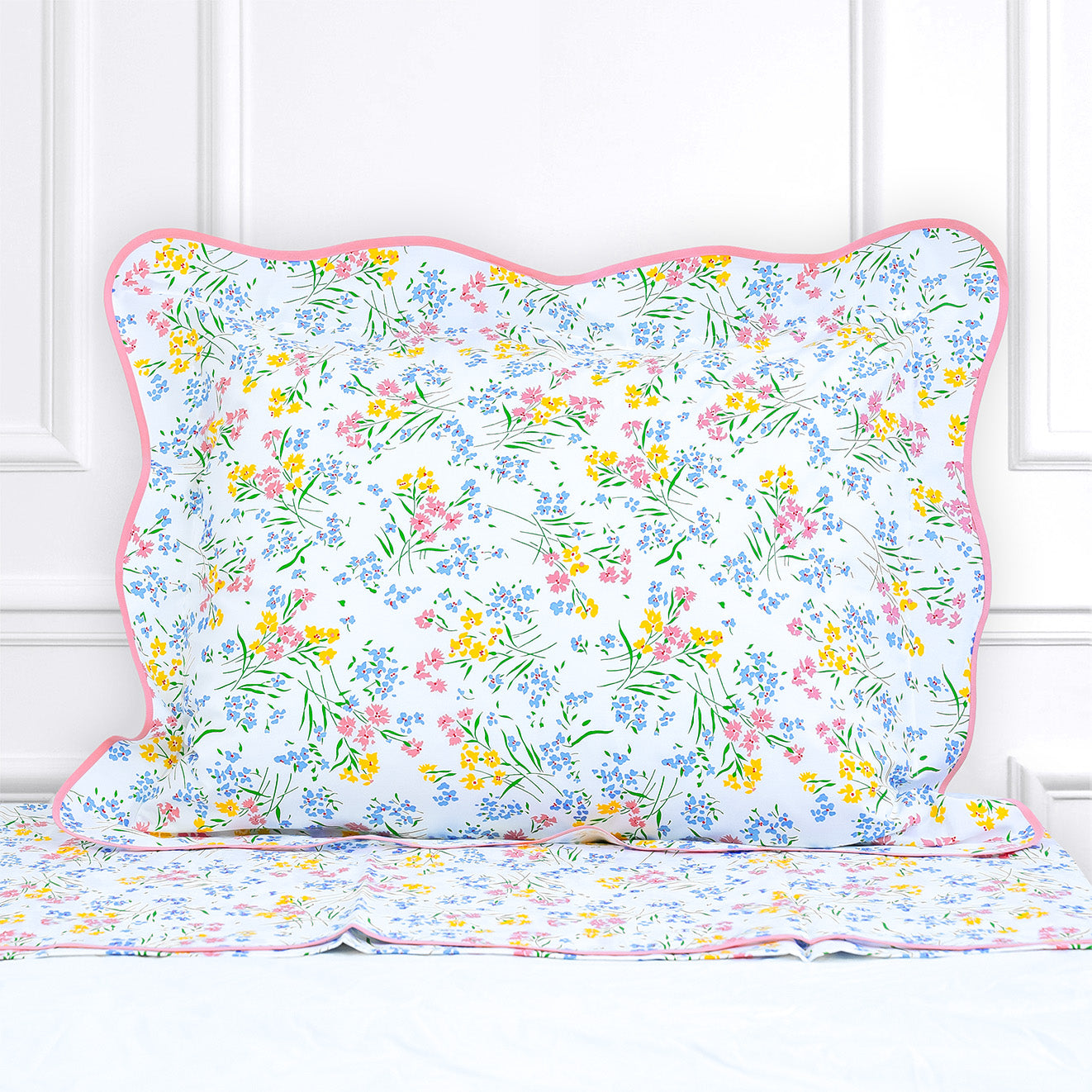 Fleurs des Champs Pink Bed Linens