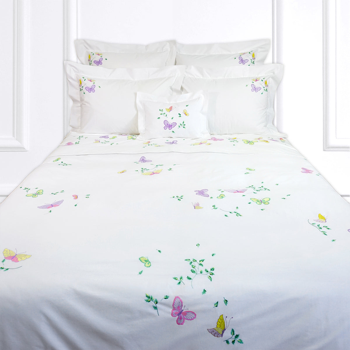 Fleurs et Papillons Emb. Bed Linens