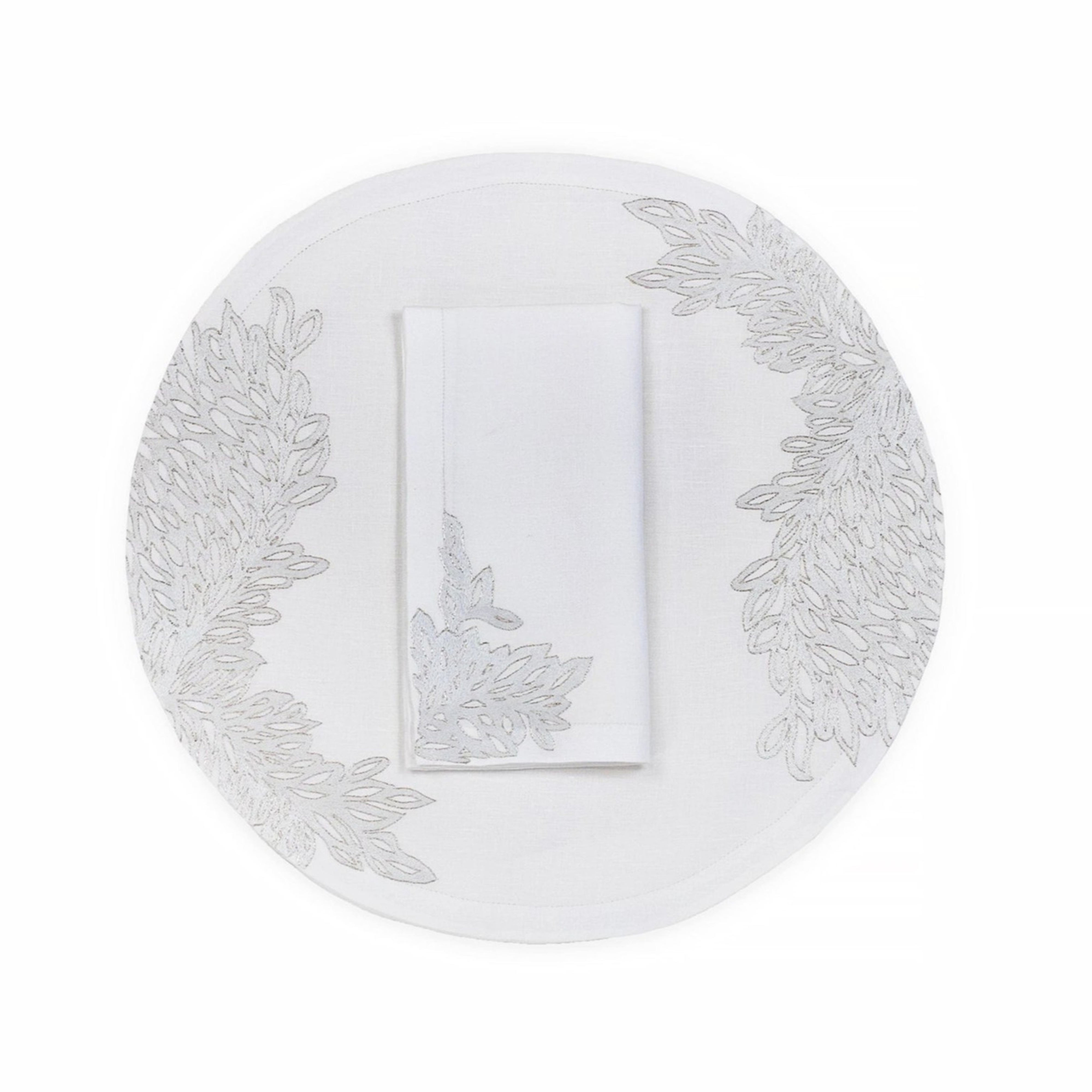 Givre d'Hiver Grey/Silver Emb. Round Placemat/Napkin Sets