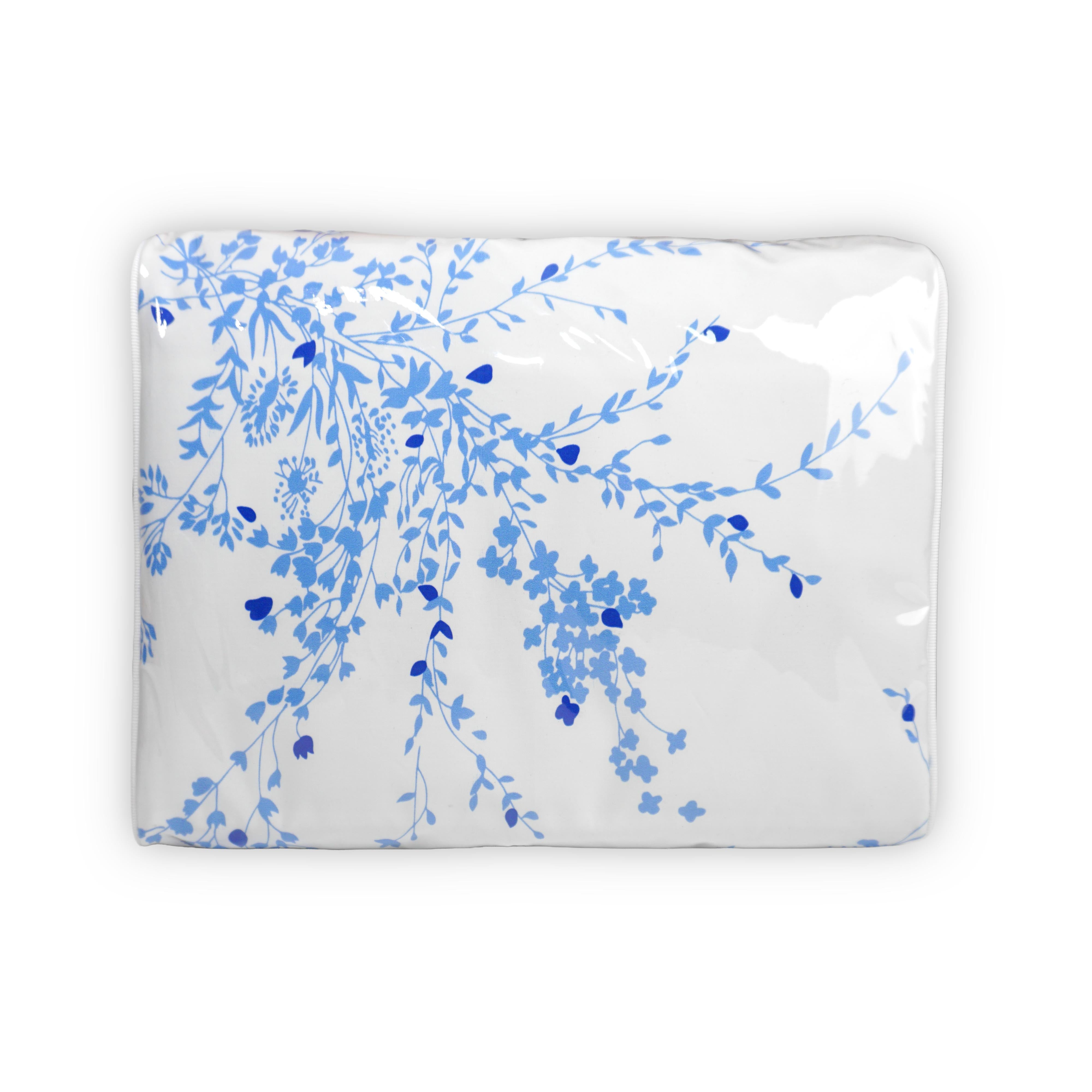 Jeté de Fleurs Blue Large Vinyl Cosmetic Bags