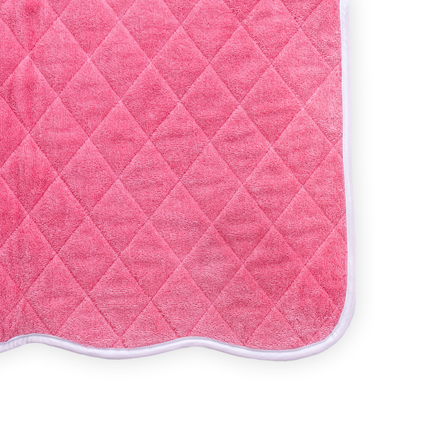 Solid #9206 Pink / Wavy White Towels