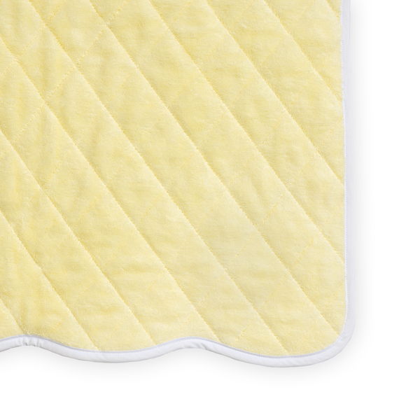 Solid #9312 Yellow / Wavy White Towels