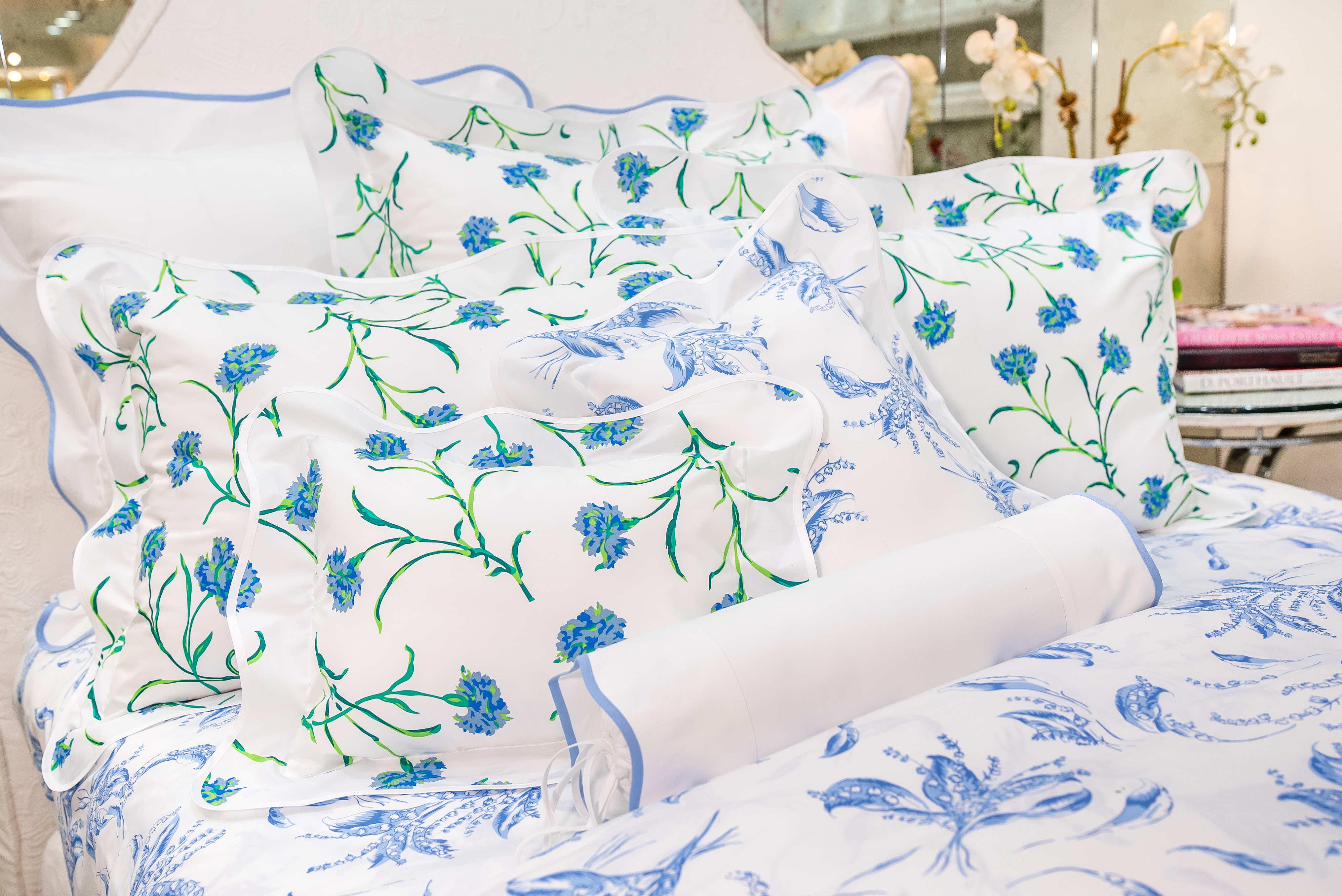 Carnations Blue/Green Bed Linens