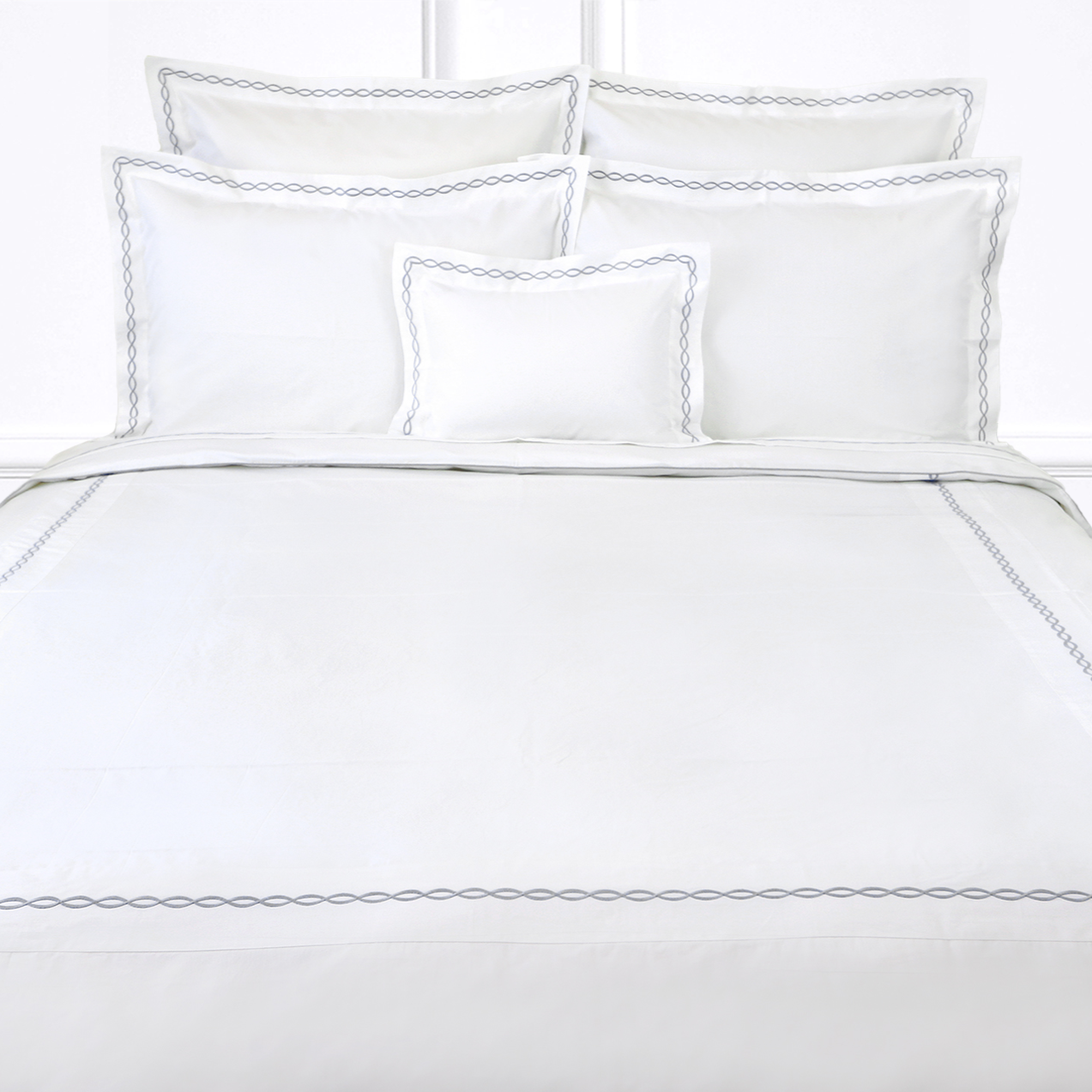 Lacet Medium Grey Emb. Bed Linens