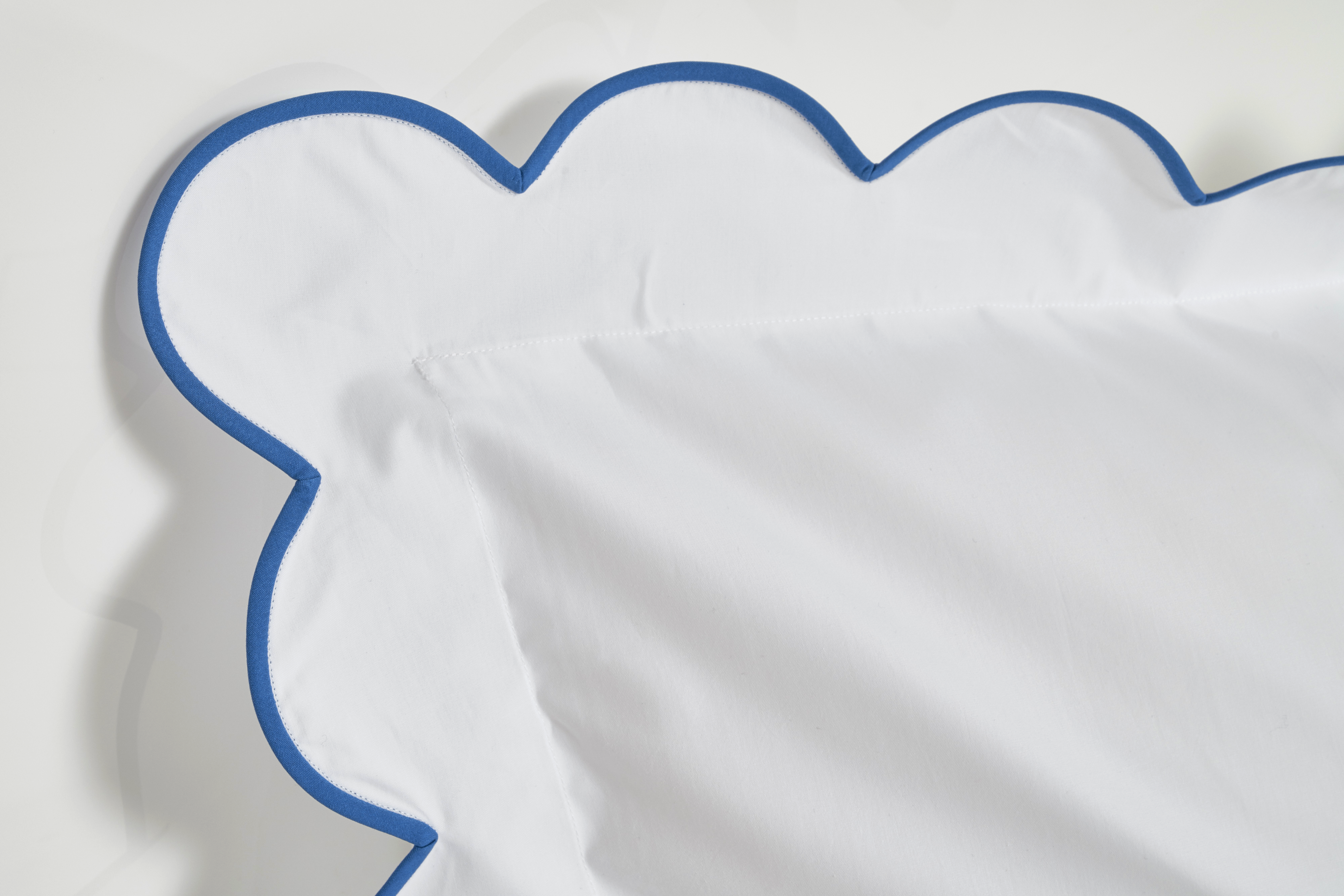 White with #45 Blue Scallop Bed Linens
