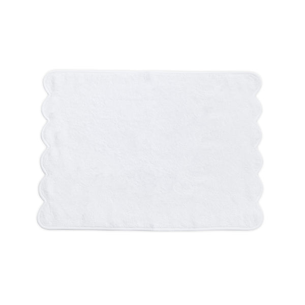 Solid White with Scallop White Towels
