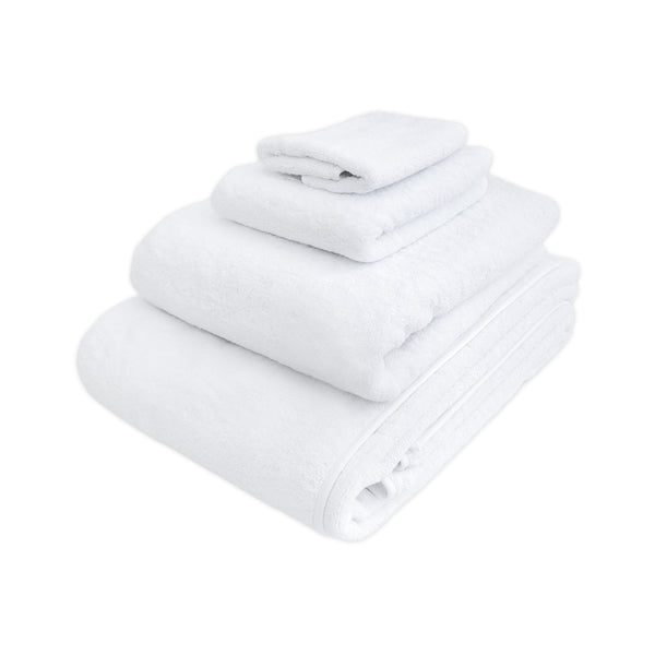 Solid White with Straight White Towels