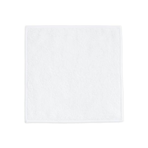 Solid White with Straight White Towels
