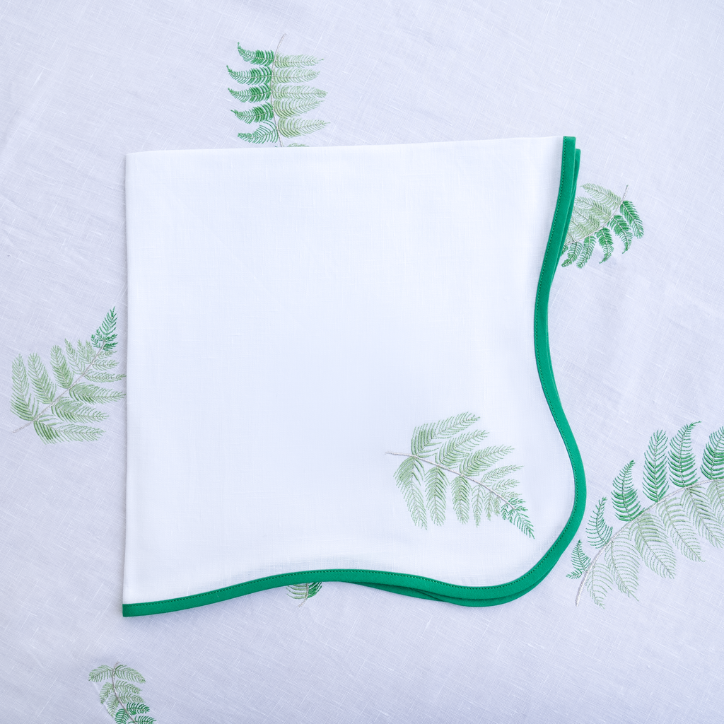 Feuilles Green/Silver Emb. Tablecloths