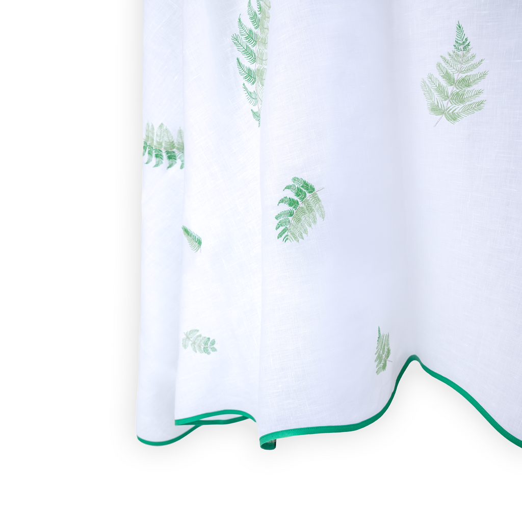 Feuilles Green/Silver Emb. Tablecloths