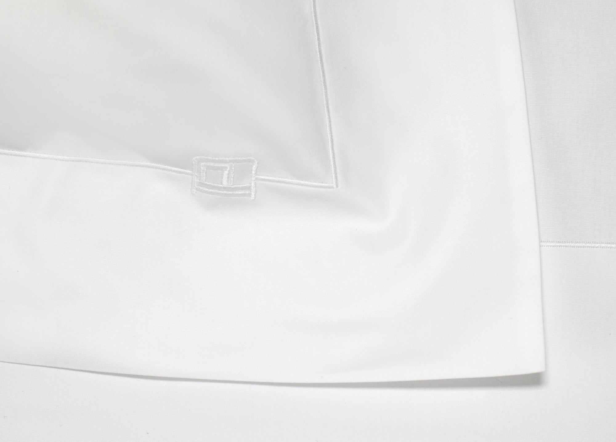 Rivoli Solid White Bed Linens