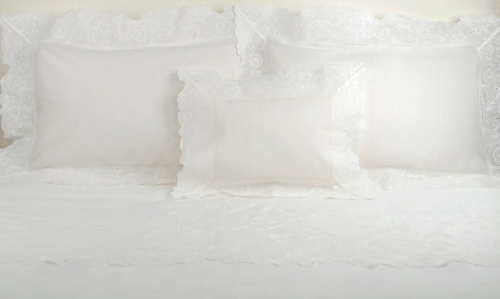 Dentelle de Rubans Voile Bed Linens