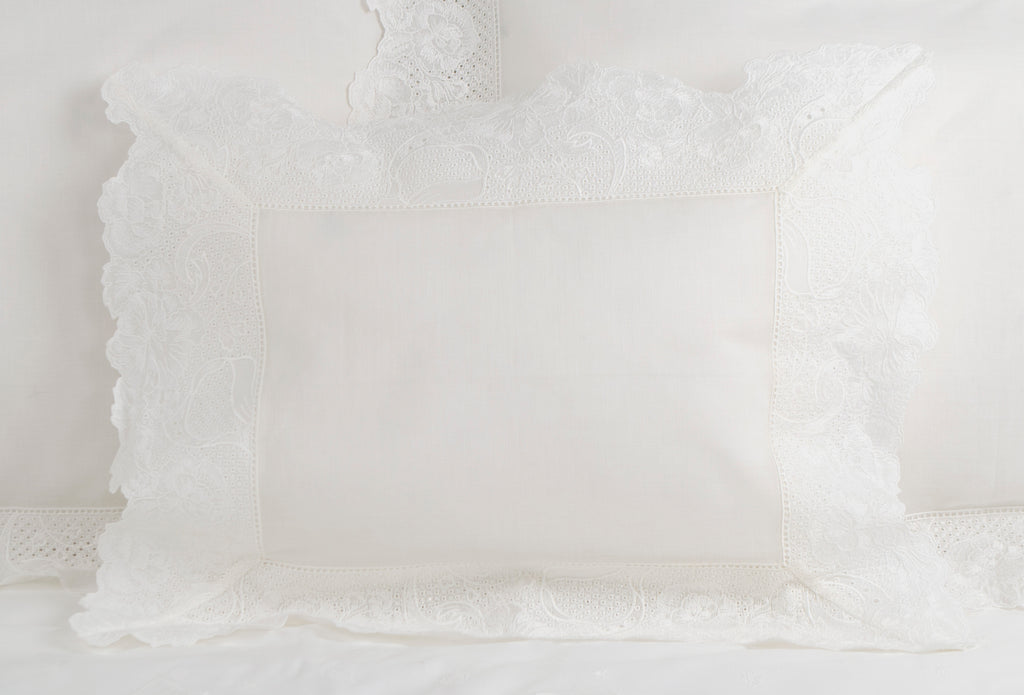 Dentelle de Rubans Voile Bed Linens