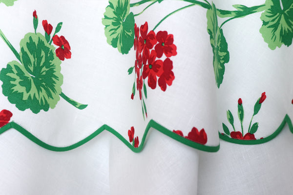 Géraniums Printed Linen Tablecloth