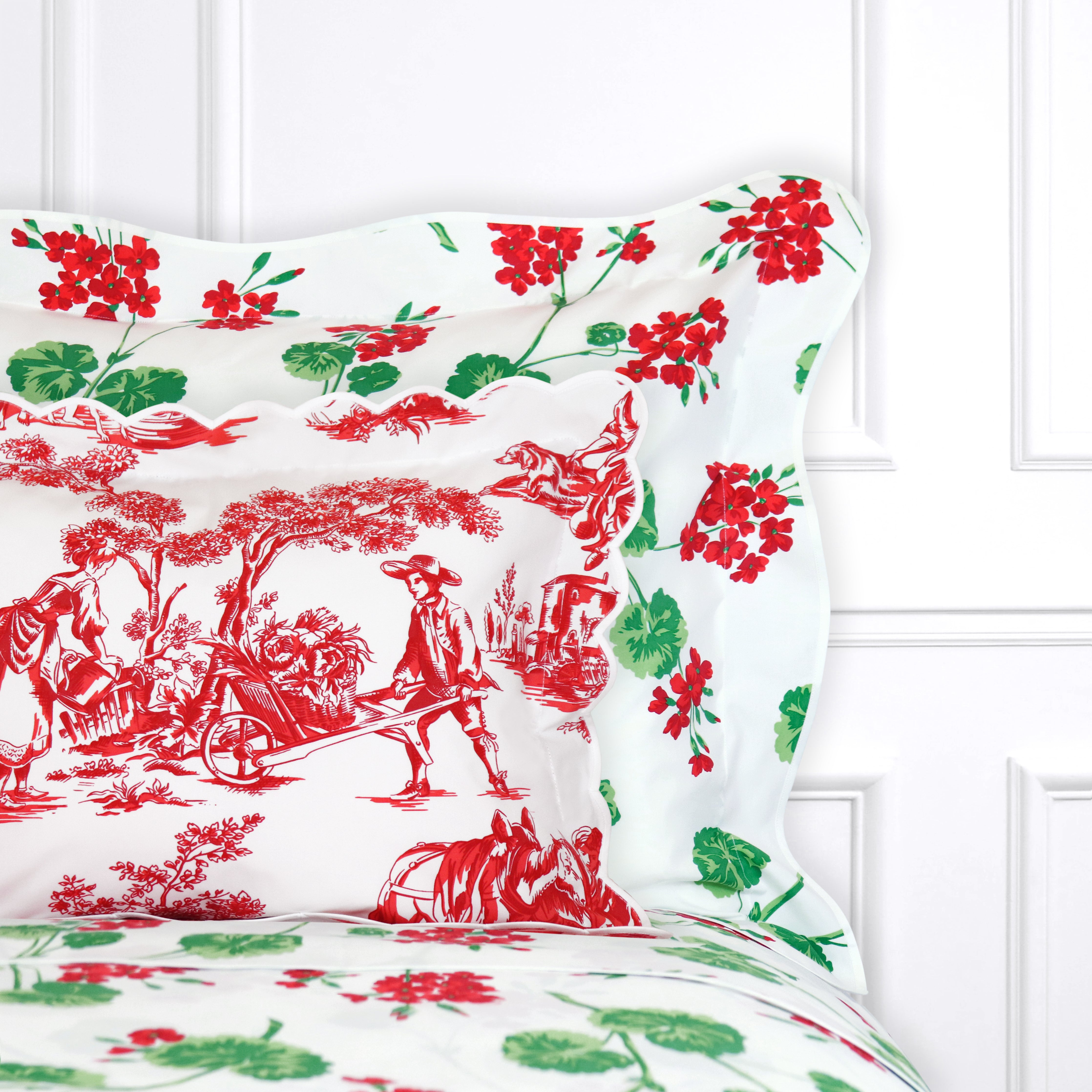 Géraniums Red Bed Linens