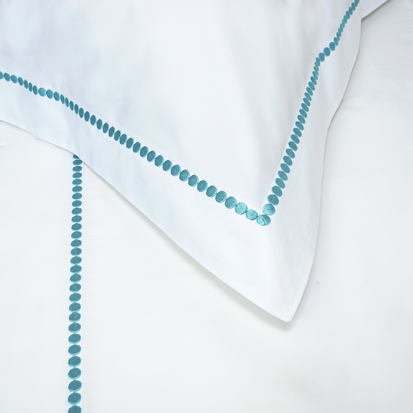 Etcetera DP Blue Emb. Bed Linens